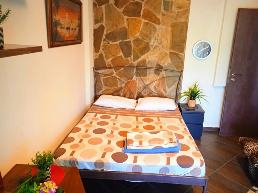 Blue Moon Accommodation 尼亚米卡尼奥纳 外观 照片
