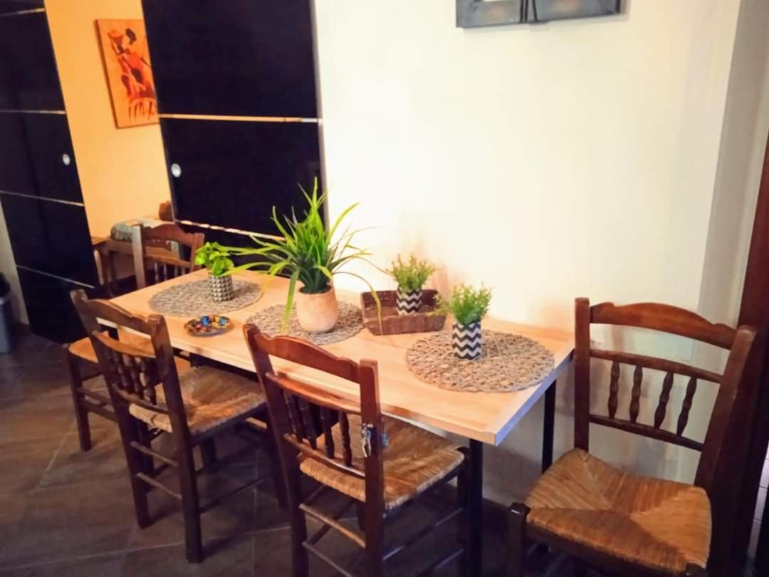 Blue Moon Accommodation 尼亚米卡尼奥纳 外观 照片